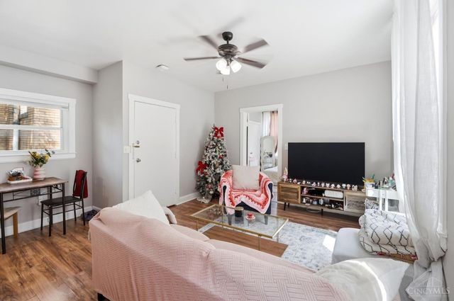 2149 W Clifton Avenue, Cincinnati, OH 45219
