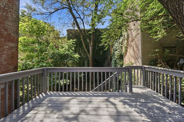 2149 W Clifton Avenue, Cincinnati, OH 45219