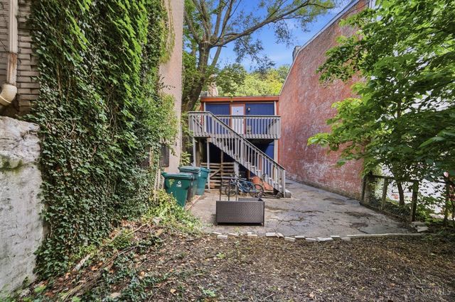 2149 W Clifton Avenue, Cincinnati, OH 45219