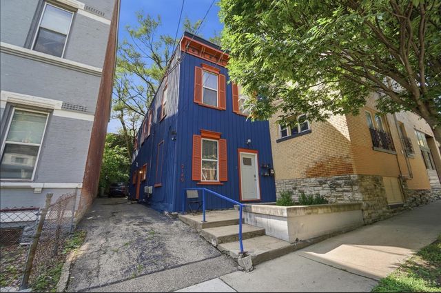 2149 W Clifton Avenue, Cincinnati, OH 45219