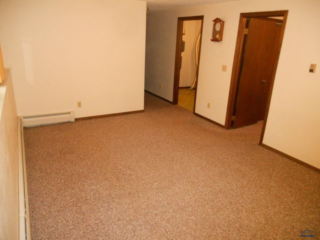 600 WESTWIND DR, Box Elder, SD 57719