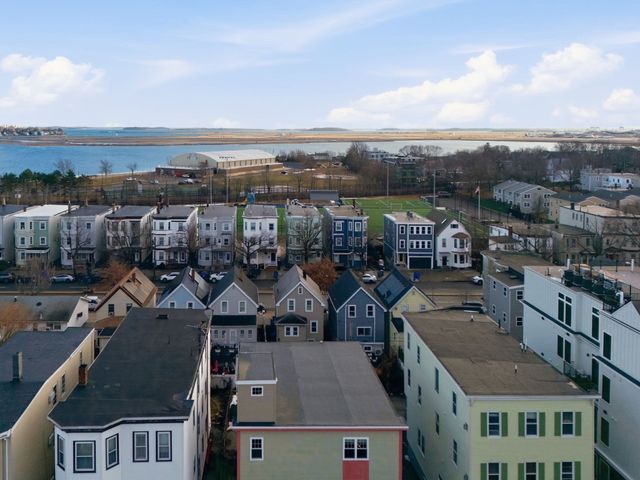 841 Saratoga St PH3, Boston, MA 02128