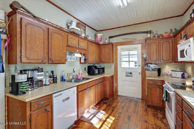 906 N Bennett Street, Crystal Springs, MS 39059