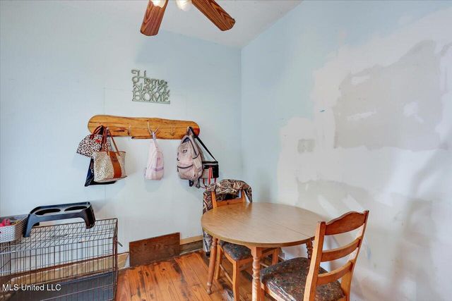 906 N Bennett Street, Crystal Springs, MS 39059