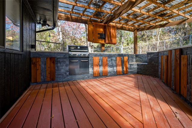 716 Oakhill Lane, Cedar Hill, TX 75104