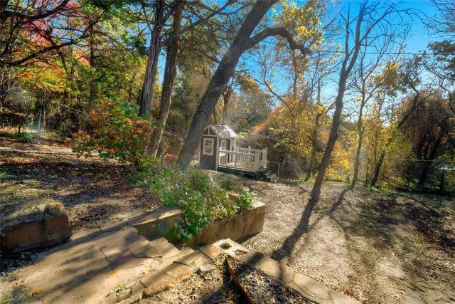 716 Oakhill Lane, Cedar Hill, TX 75104