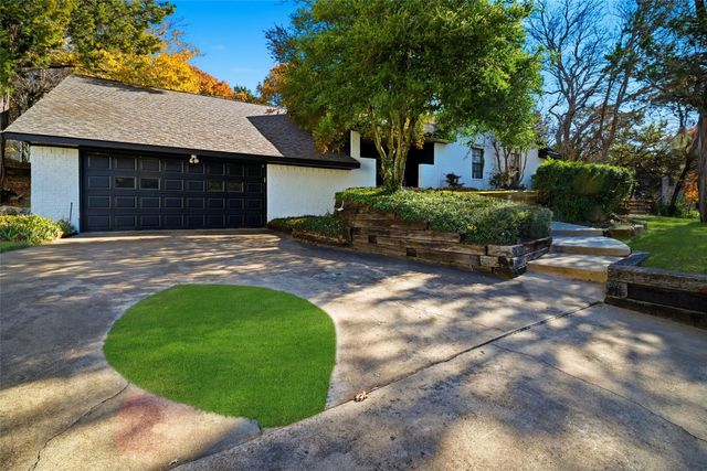 716 Oakhill Lane, Cedar Hill, TX 75104