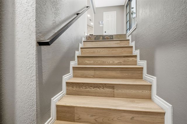 716 Oakhill Lane, Cedar Hill, TX 75104