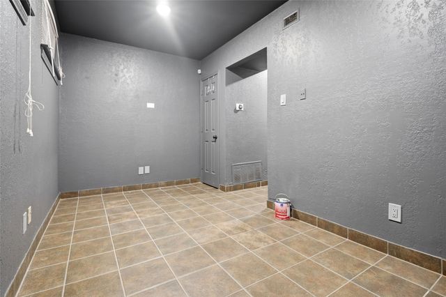 716 Oakhill Lane, Cedar Hill, TX 75104