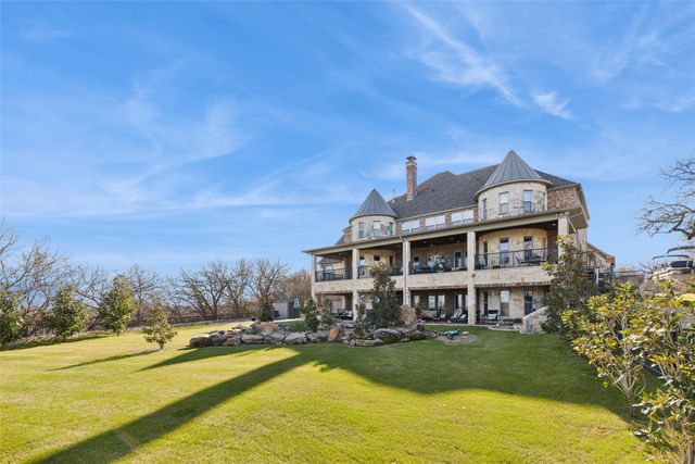 826 Cimmarron Bay Drive, Runaway Bay, TX 76426