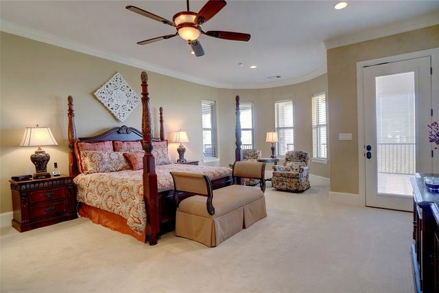 826 Cimmarron Bay Drive, Runaway Bay, TX 76426