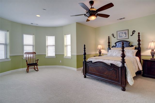 826 Cimmarron Bay Drive, Runaway Bay, TX 76426