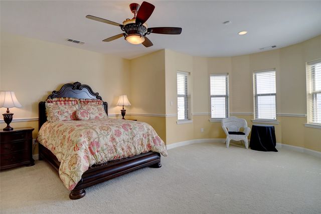 826 Cimmarron Bay Drive, Runaway Bay, TX 76426