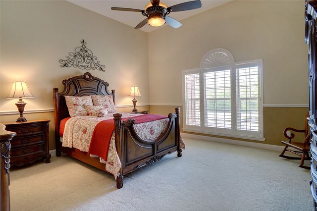 826 Cimmarron Bay Drive, Runaway Bay, TX 76426