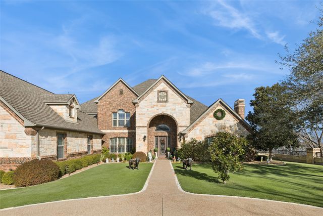 826 Cimmarron Bay Drive, Runaway Bay, TX 76426