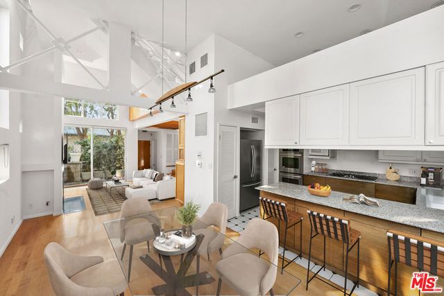 1011 Pacific Street 1, Santa Monica, CA 90405