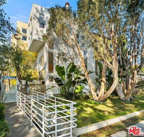 1011 Pacific Street 1, Santa Monica, CA 90405
