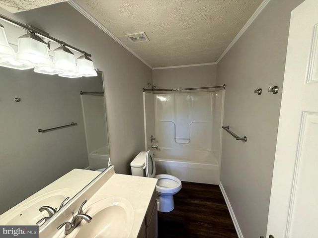 11512 WOODLAND VIEW DR, Fredericksburg, VA 22407