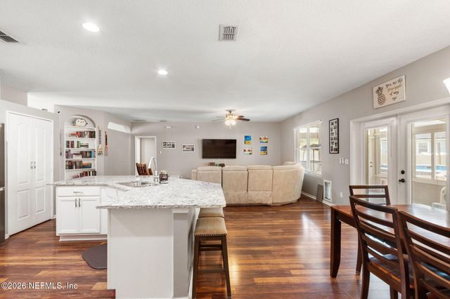 712 RED CEDAR Court, Orange Park, FL 32073