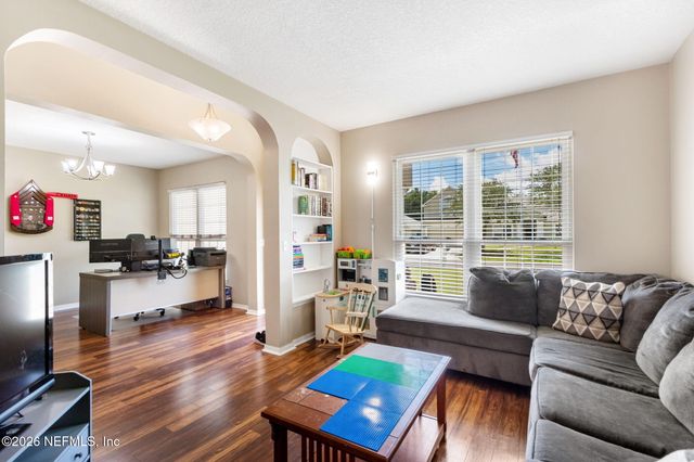 712 RED CEDAR Court, Orange Park, FL 32073