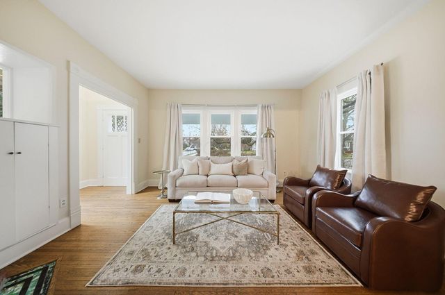 1875 W 1st Avenue, Columbus, OH 43212