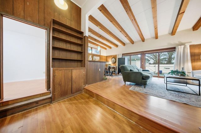 1875 W 1st Avenue, Columbus, OH 43212