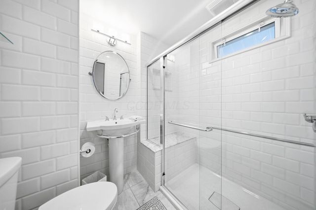 1875 W 1st Avenue, Columbus, OH 43212