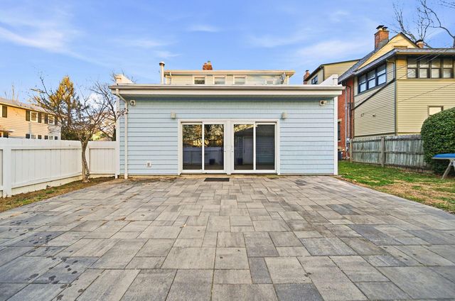 1875 W 1st Avenue, Columbus, OH 43212