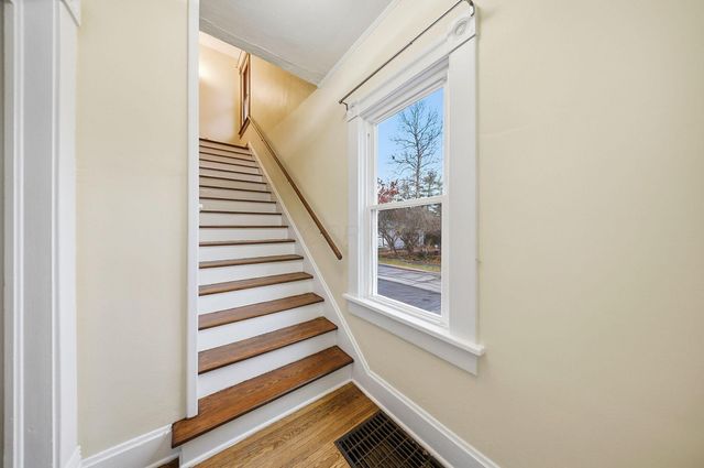 1875 W 1st Avenue, Columbus, OH 43212