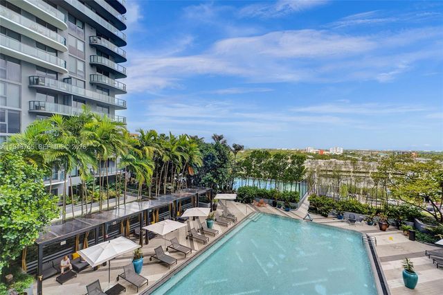 121 NE 34th St 910, Miami, FL 33137