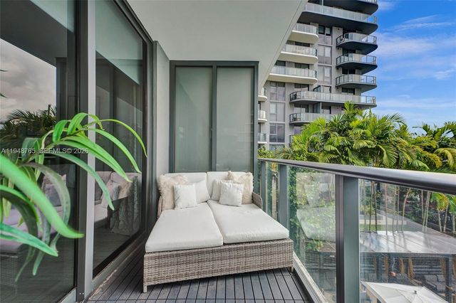 121 NE 34th St 910, Miami, FL 33137