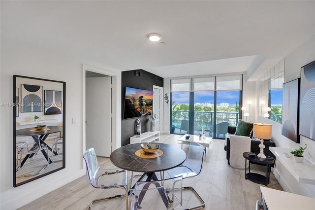 121 NE 34th St 910, Miami, FL 33137