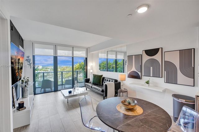 121 NE 34th St 910, Miami, FL 33137