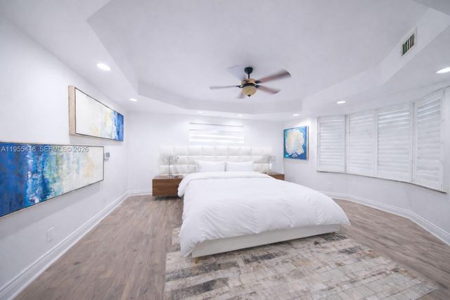 241 SW 129th Ave, Miami, FL 33184