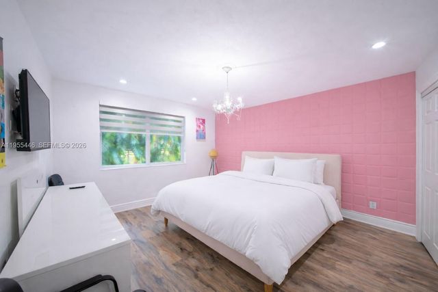 241 SW 129th Ave, Miami, FL 33184