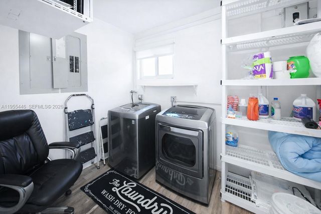 241 SW 129th Ave, Miami, FL 33184