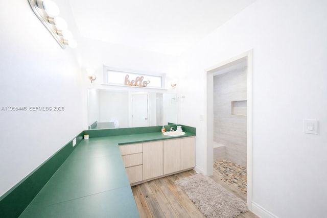 241 SW 129th Ave, Miami, FL 33184