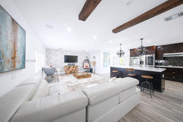 241 SW 129th Ave, Miami, FL 33184