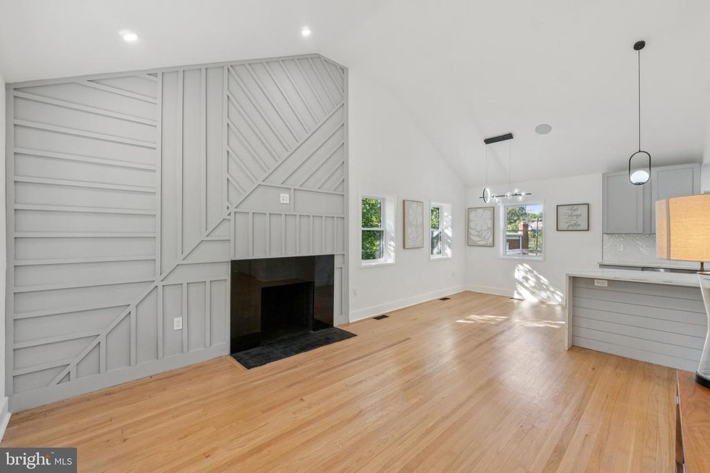44 SHERIDAN ST NE, Washington, DC 20011