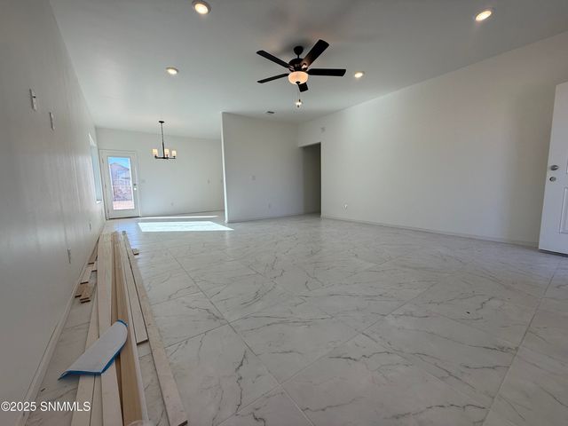 7533 Clarion Way, Las Cruces, NM 88012