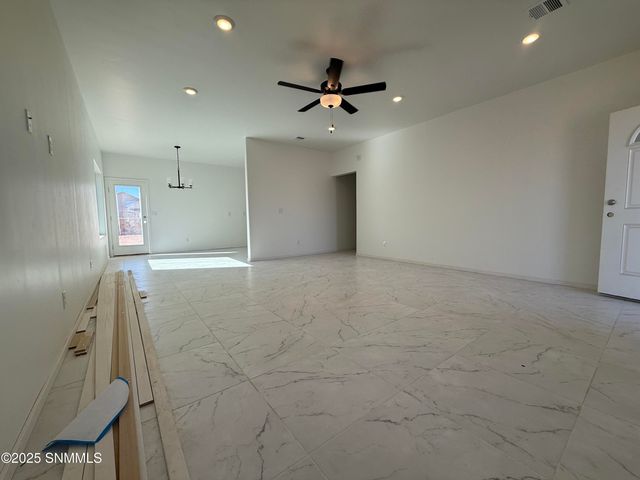 7533 Clarion Way, Las Cruces, NM 88012