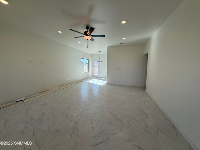 7533 Clarion Way, Las Cruces, NM 88012