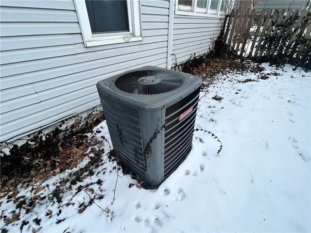 1821 S Sterling Avenue, Independence, MO 64052