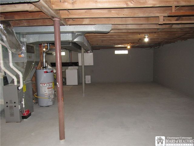 16 Columbia Avenue, Ellicott, NY 14701