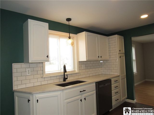 16 Columbia Avenue, Ellicott, NY 14701