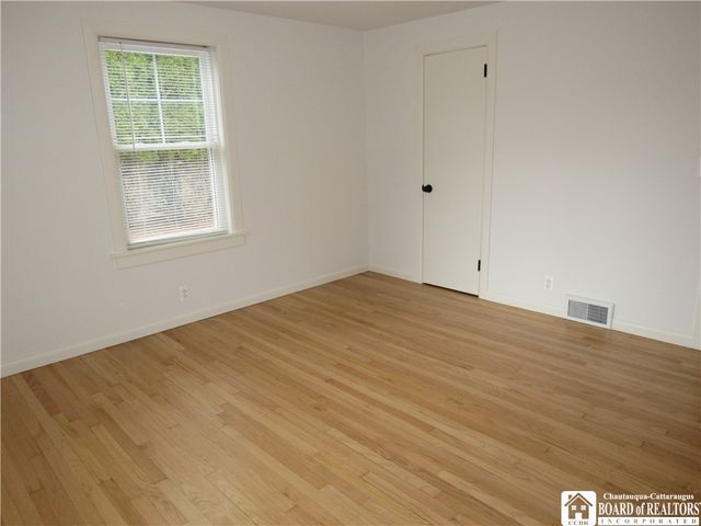 16 Columbia Avenue, Ellicott, NY 14701