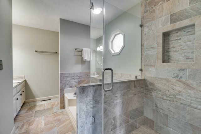 1010 Ash Cir, La Vergne, TN 37086