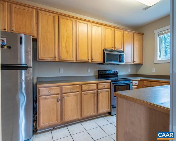 270 REMINGTON PL, Charlottesville, VA 22903