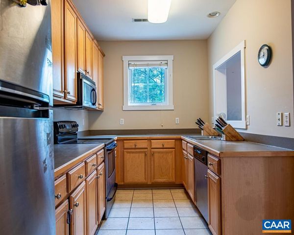 270 REMINGTON PL, Charlottesville, VA 22903