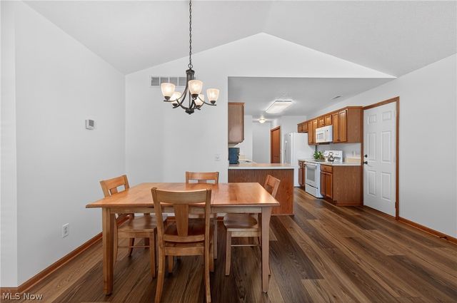 161 Beau Chemin Avenue, Louisville, OH 44641